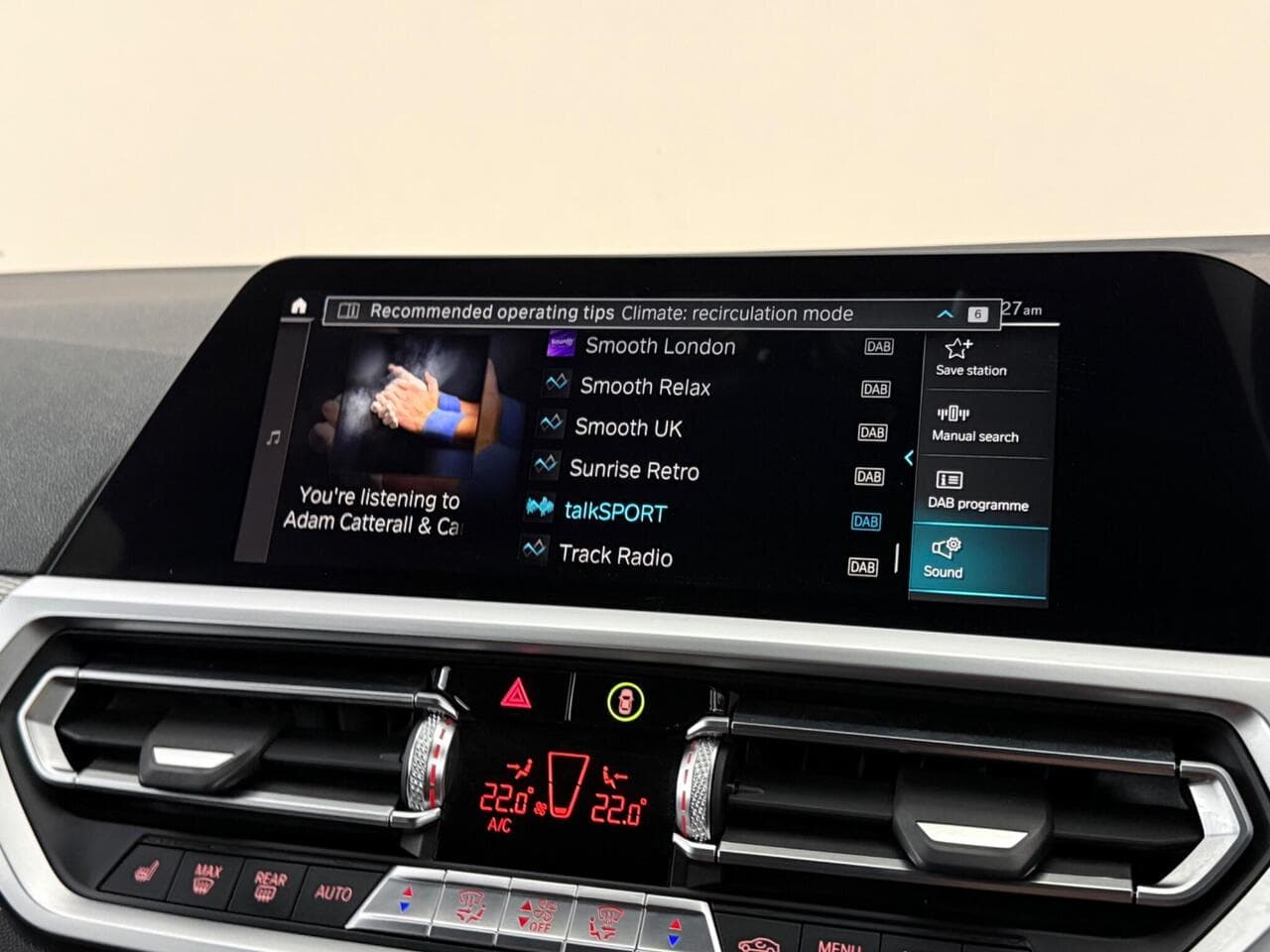 BMW 3 Series thumbnail Infotainment System