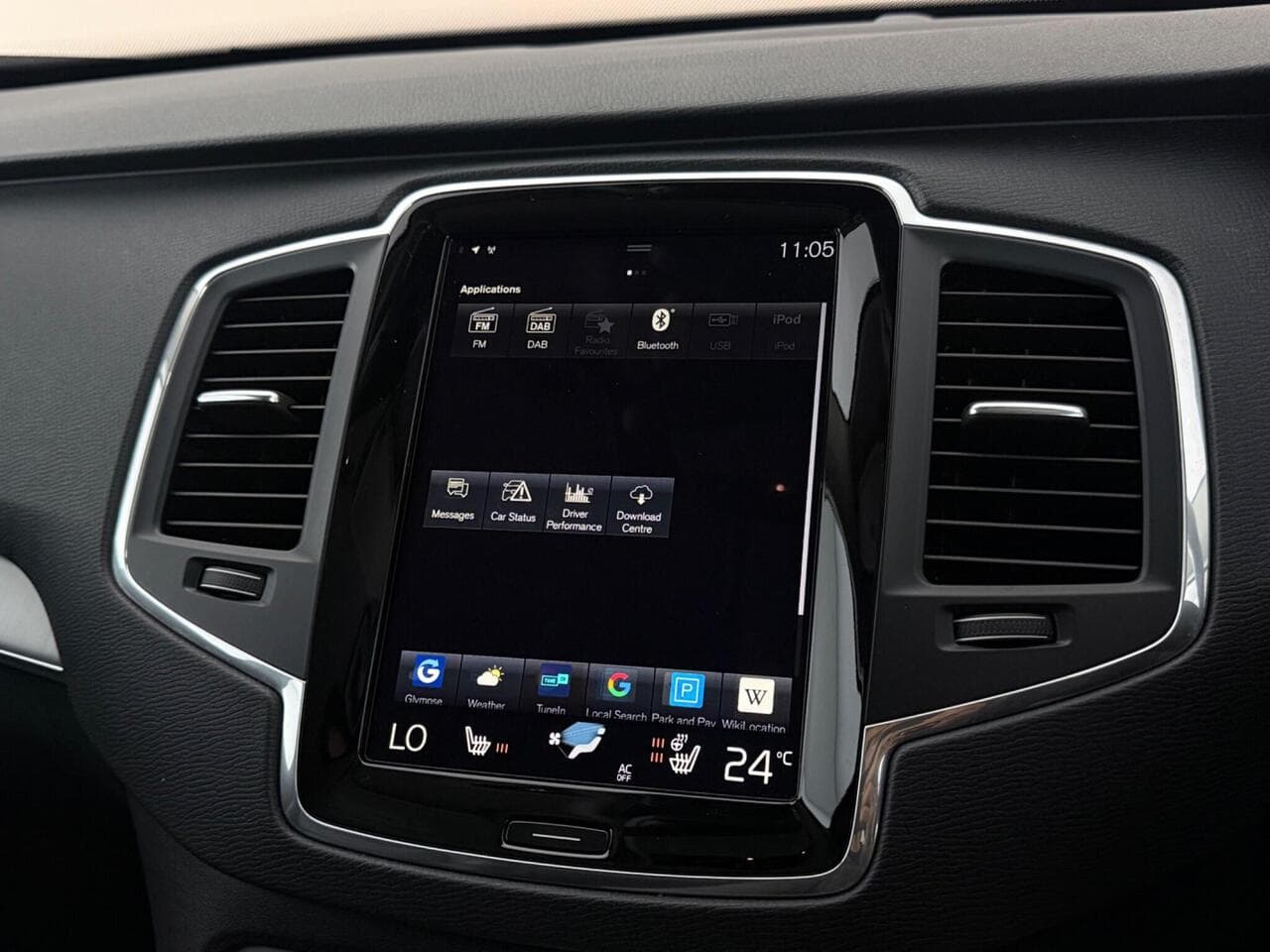 Volvo XC90 thumbnail Infotainment System
