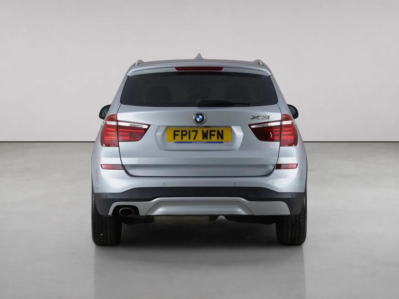 BMW X3 thumbnail Rear