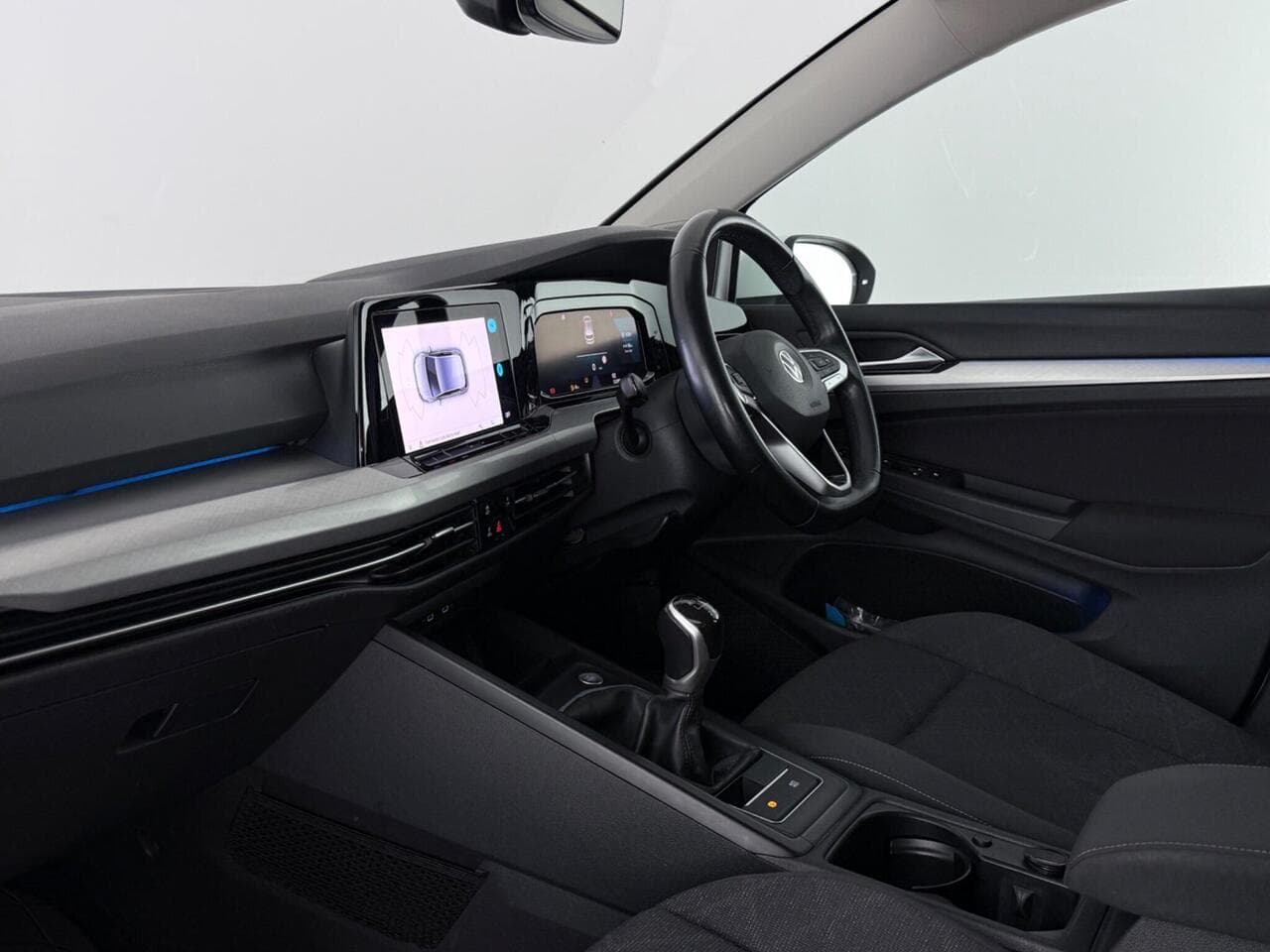 Volkswagen Golf thumbnail Interior Front
