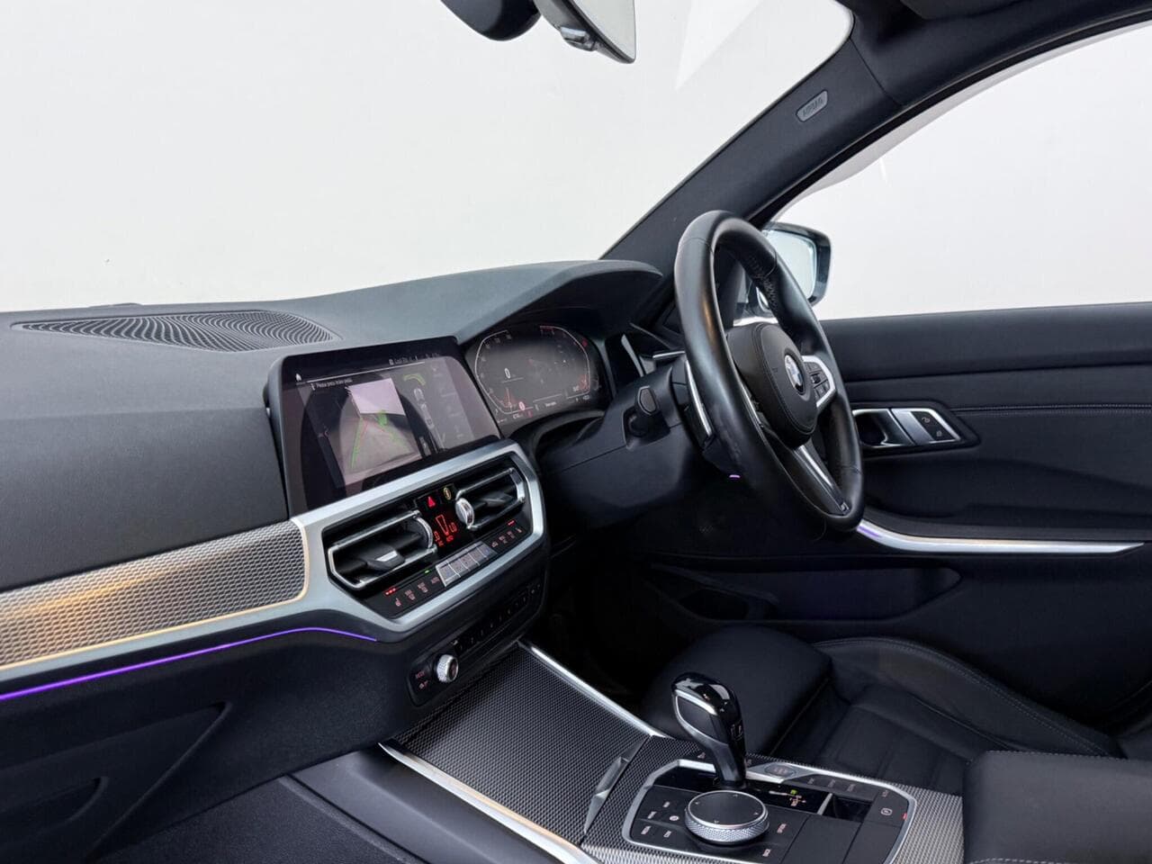 BMW 3 Series thumbnail Interior Front