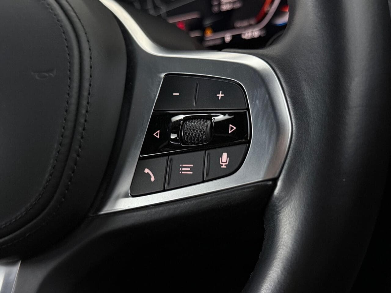 BMW 1 Series thumbnail Misc Controls
