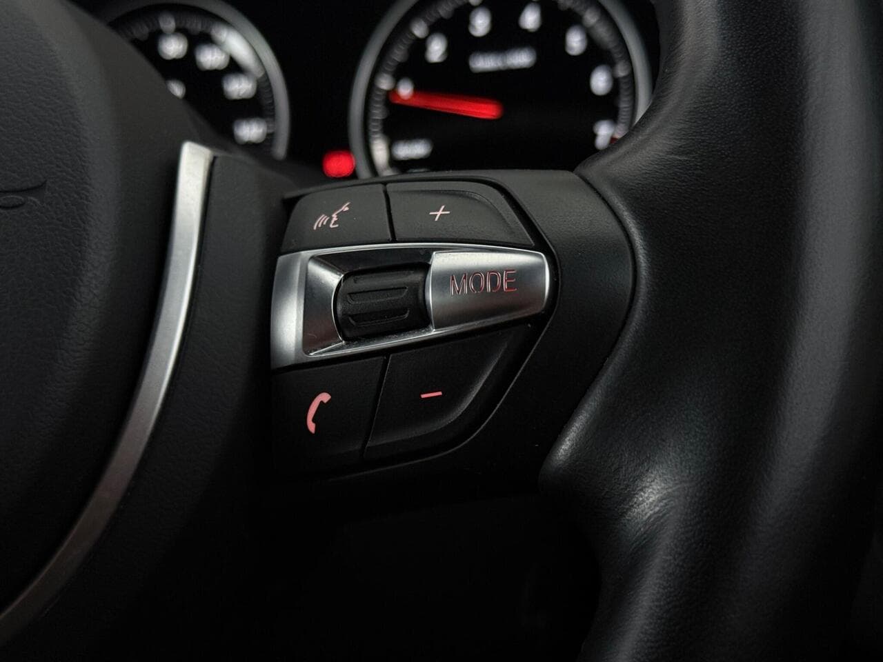 BMW X1 thumbnail Misc Controls