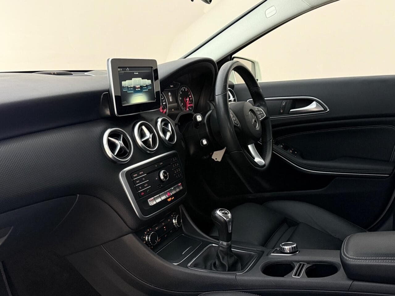 Mercedes-Benz A Class thumbnail Interior Front