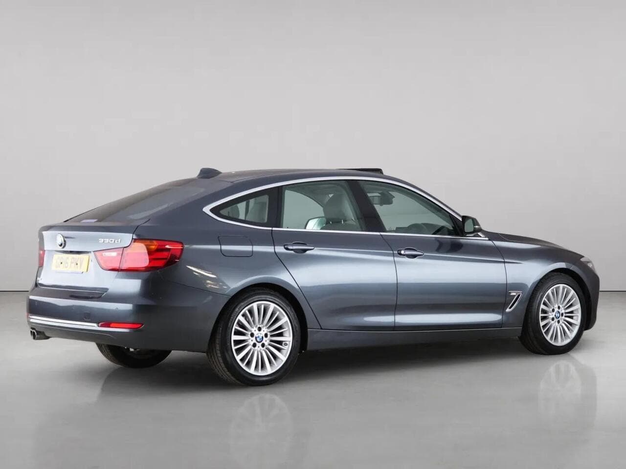 BMW 3 Series Gran Turismo thumbnail Side Right