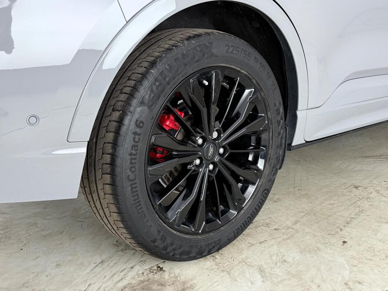 Ford Kuga thumbnail Wheel