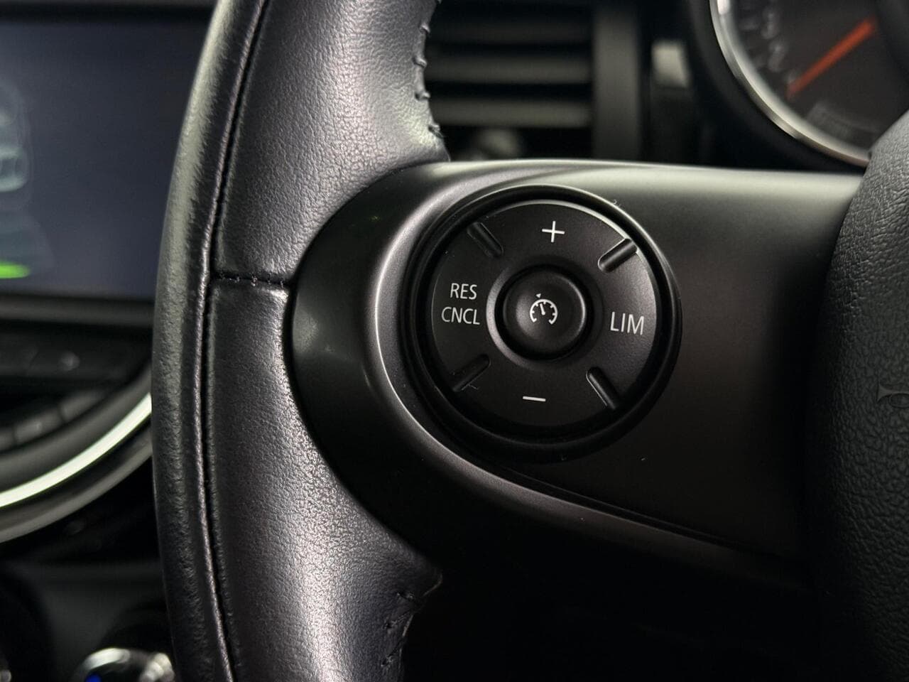 MINI Hatch thumbnail Misc Controls