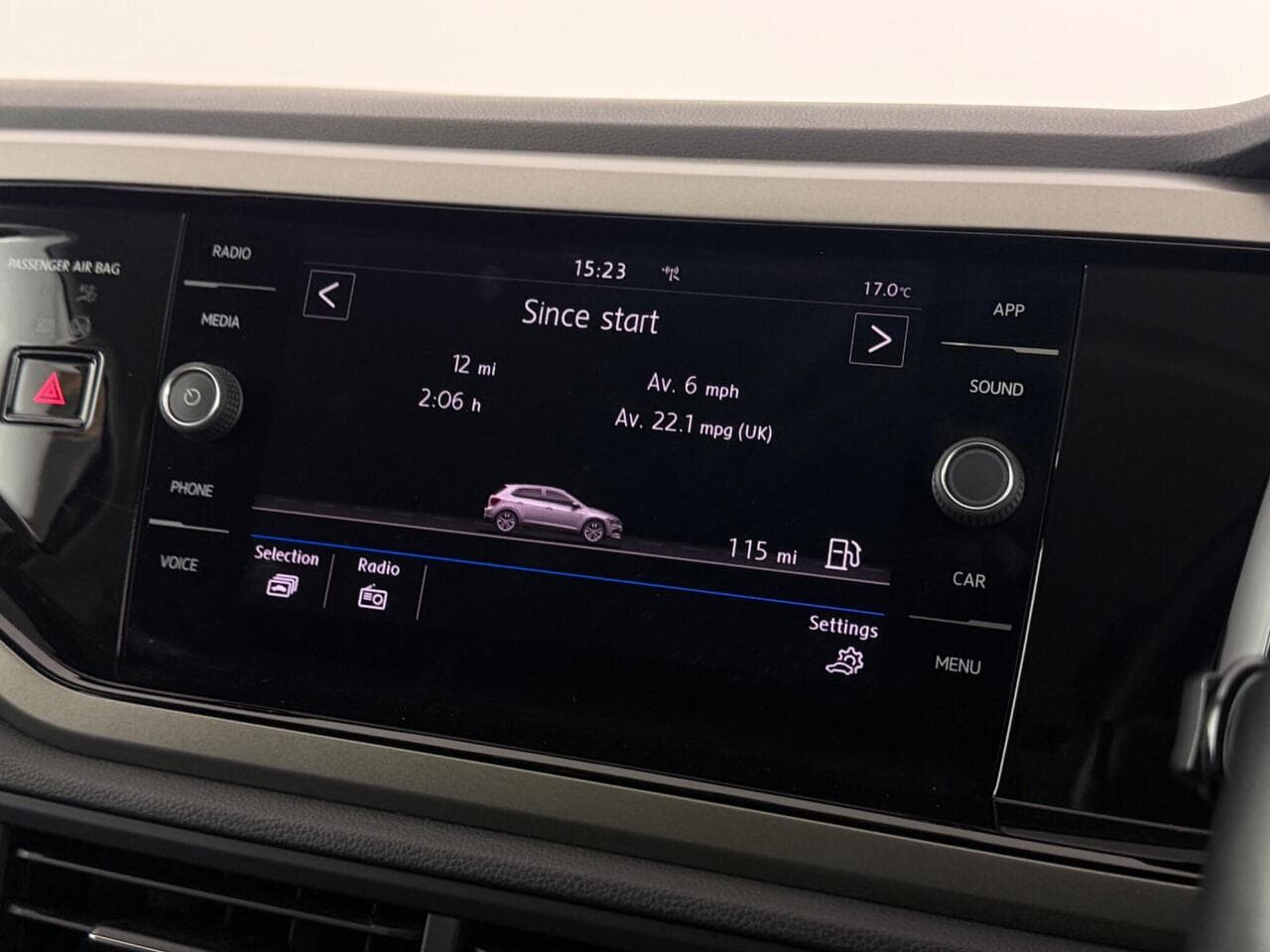 Volkswagen Polo thumbnail Infotainment System