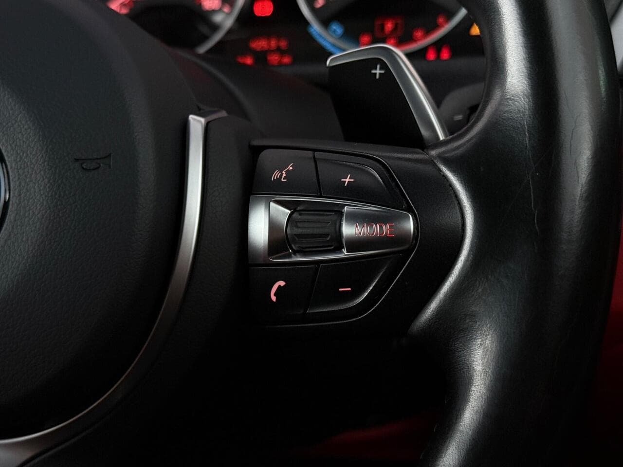 BMW 4 Series thumbnail Misc Controls