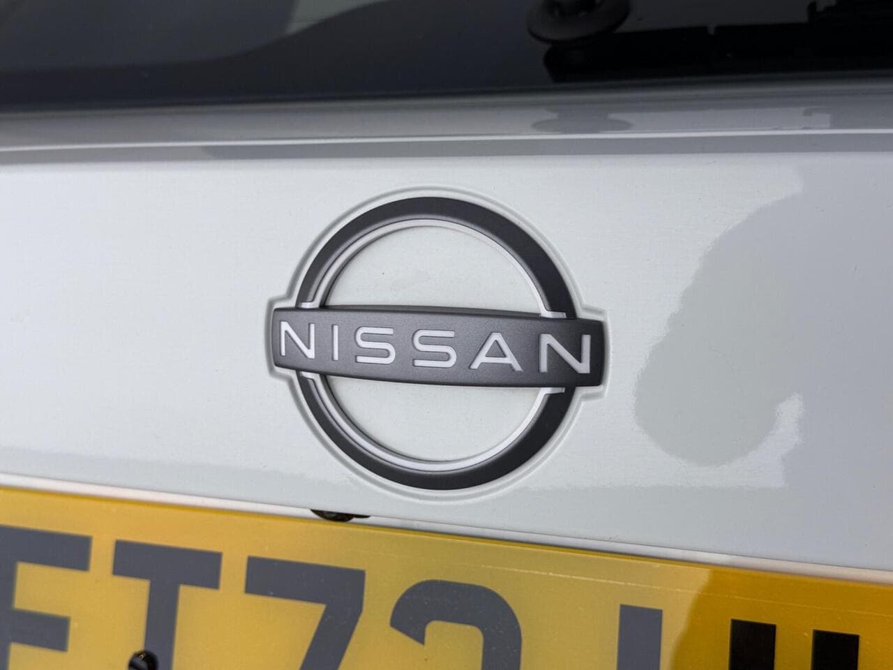 Nissan Juke thumbnail Badge Exterior