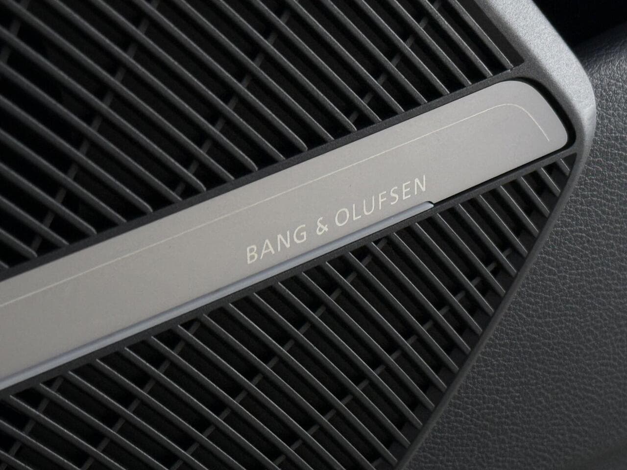 Audi Q5 thumbnail Badge Exterior