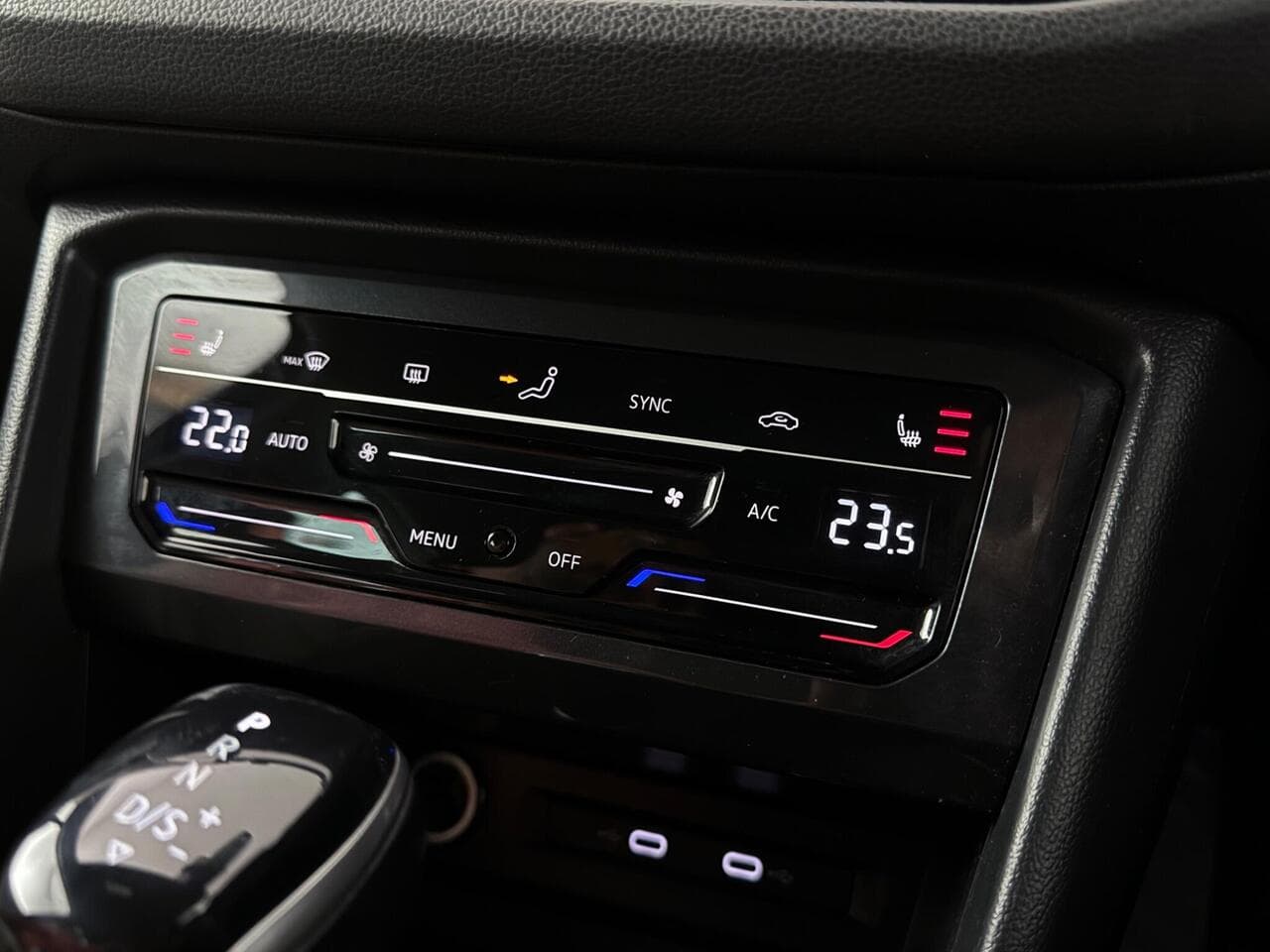 Volkswagen Tiguan thumbnail Misc Controls