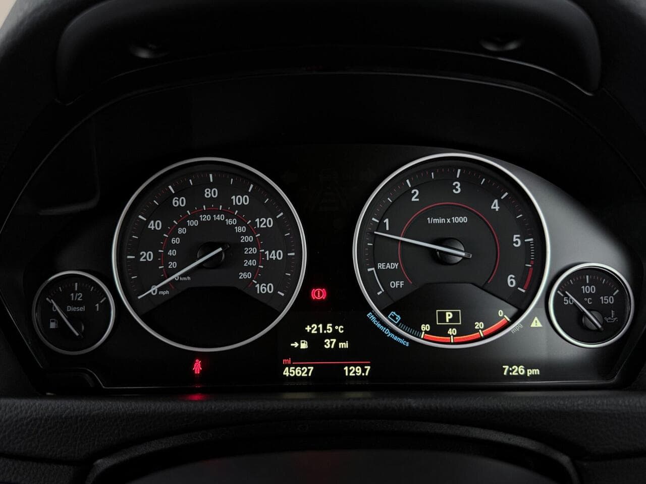 BMW 4 Series Gran Coupe thumbnail Driver Instruments