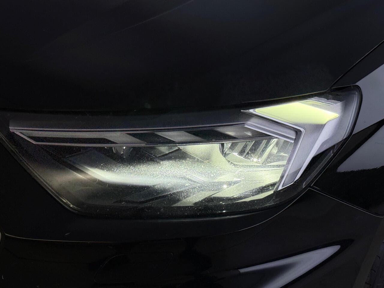 Audi A1 thumbnail Lights Front