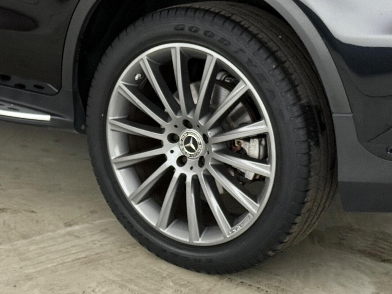 Mercedes-Benz GLC thumbnail Wheel