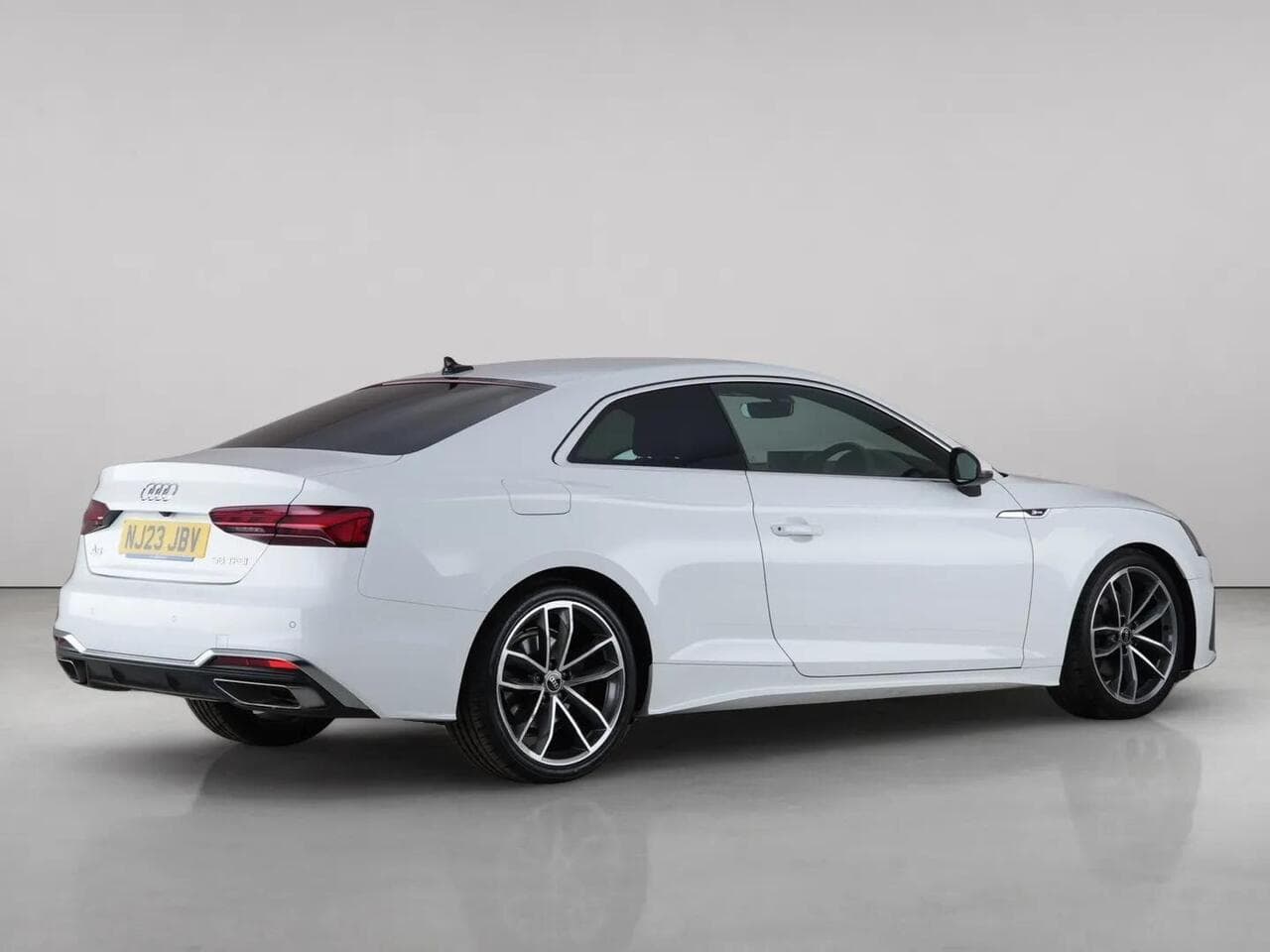 Audi A5 thumbnail Rear Right