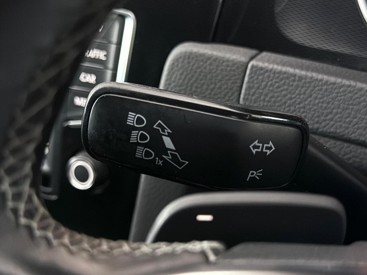 Volkswagen Golf thumbnail Misc Controls