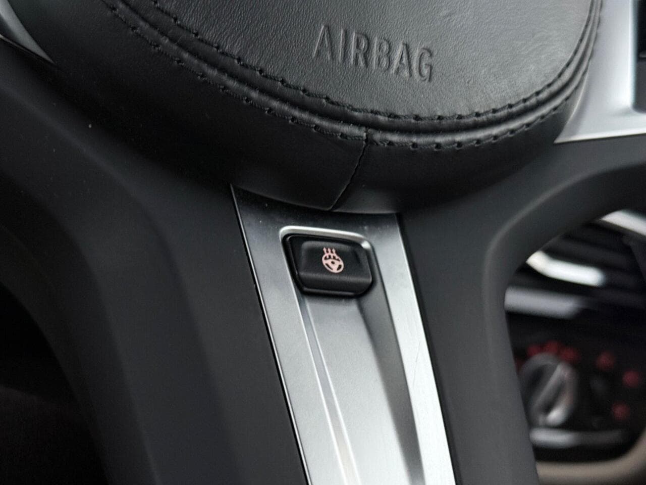 BMW 5 Series thumbnail Misc Controls