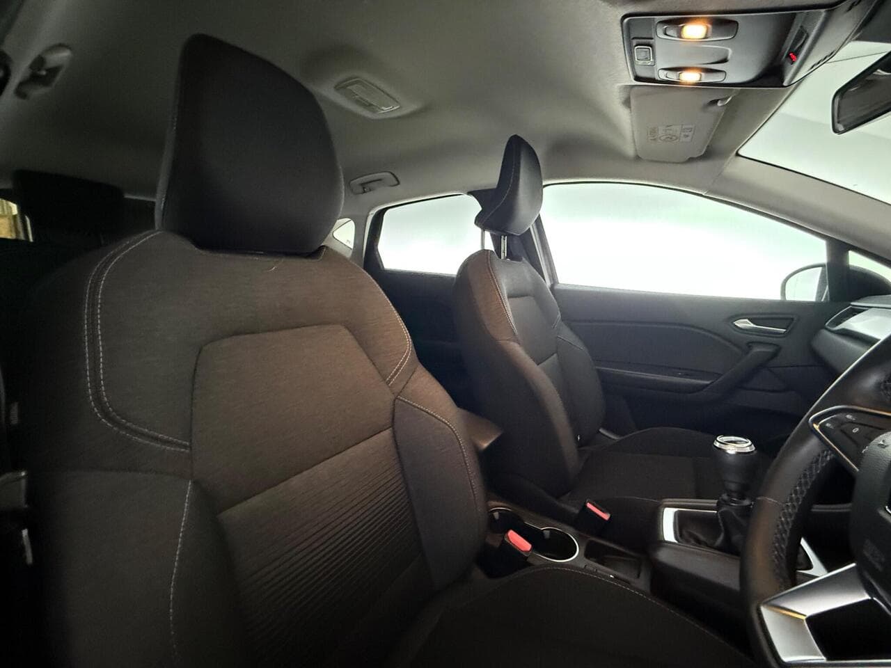 Renault Captur thumbnail Seat Driver