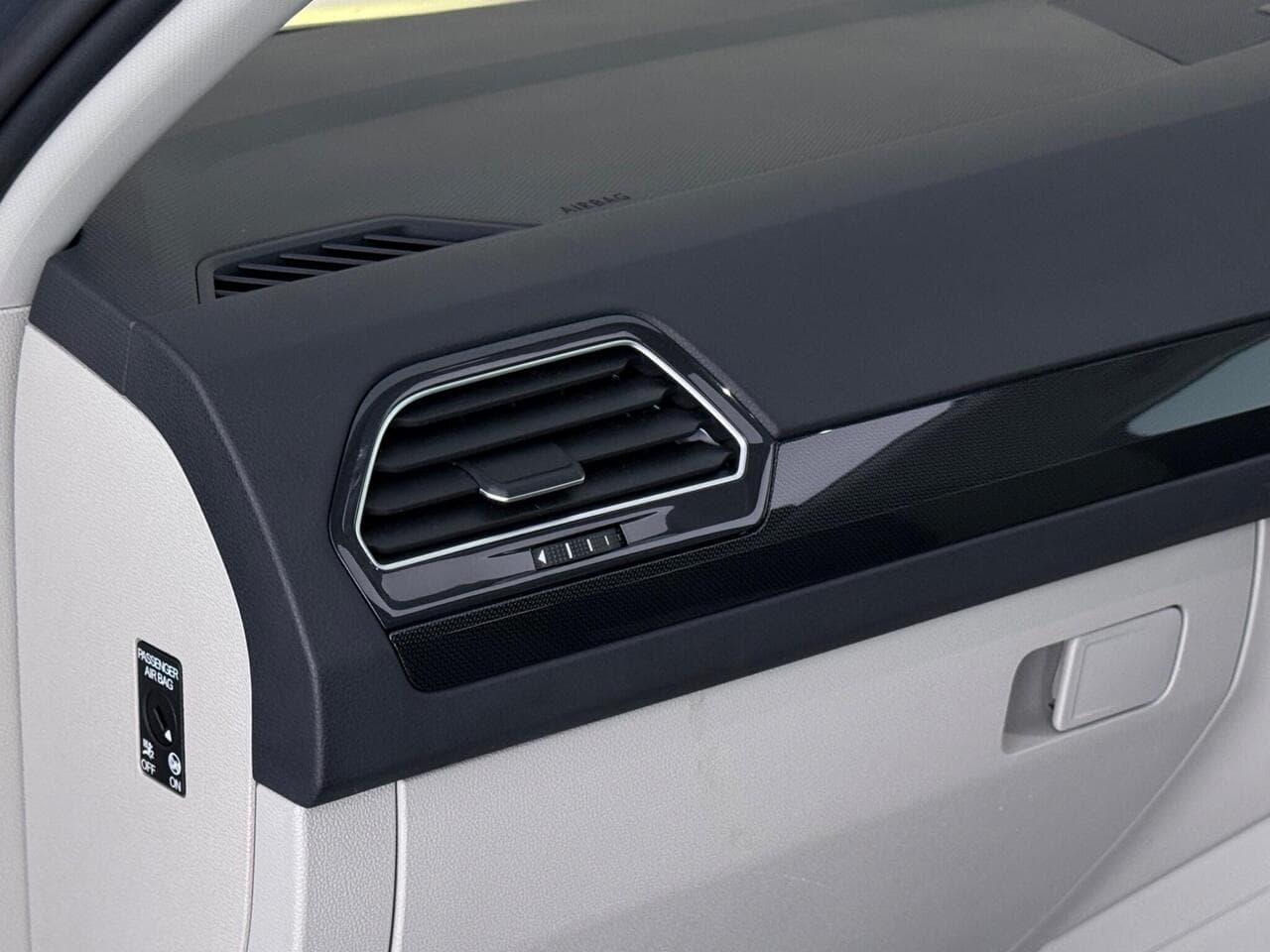 Volkswagen Tiguan thumbnail Inconclusive