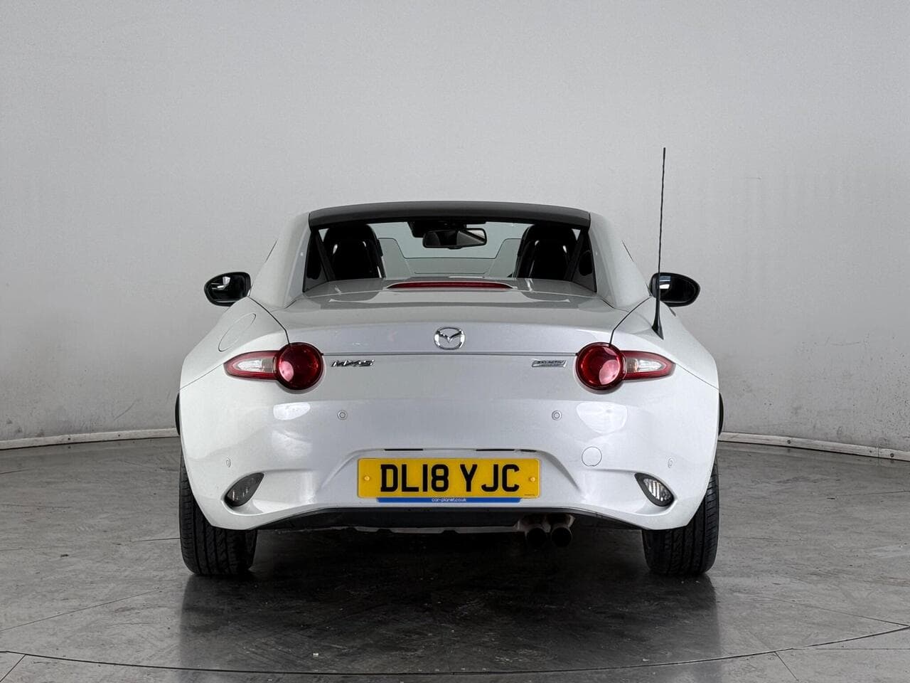 Mazda MX-5 RF thumbnail Rear