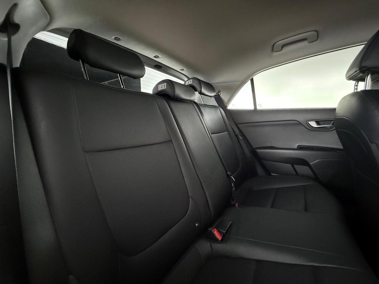 Kia Rio thumbnail Seats Rear