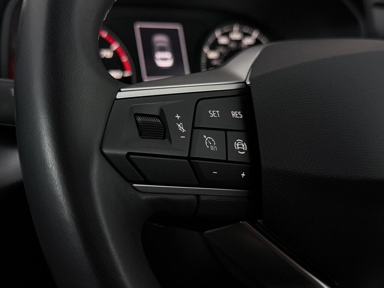 SEAT Leon thumbnail Misc Controls