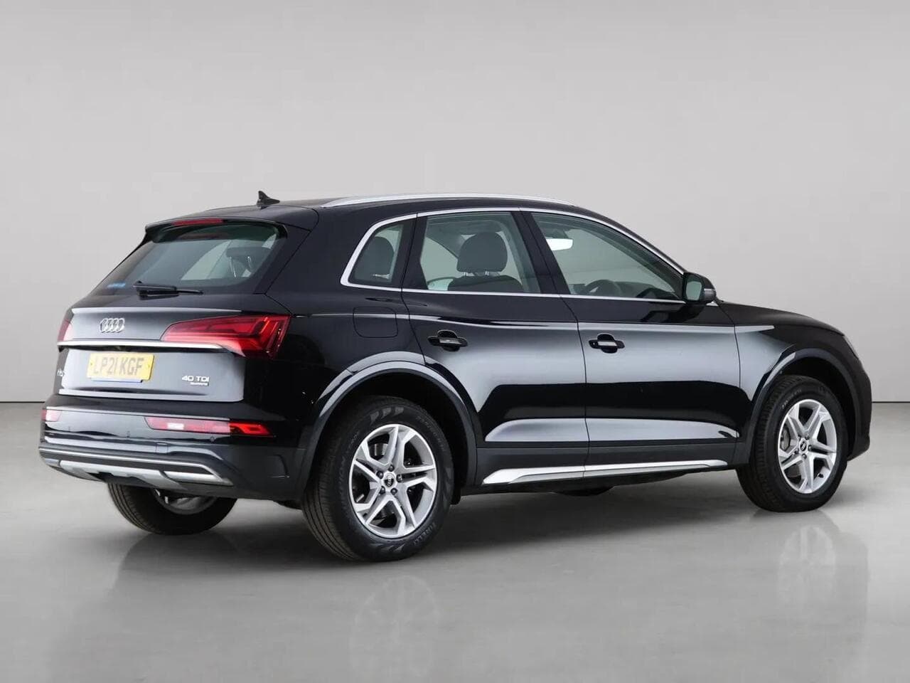 Audi Q5 thumbnail Rear Right
