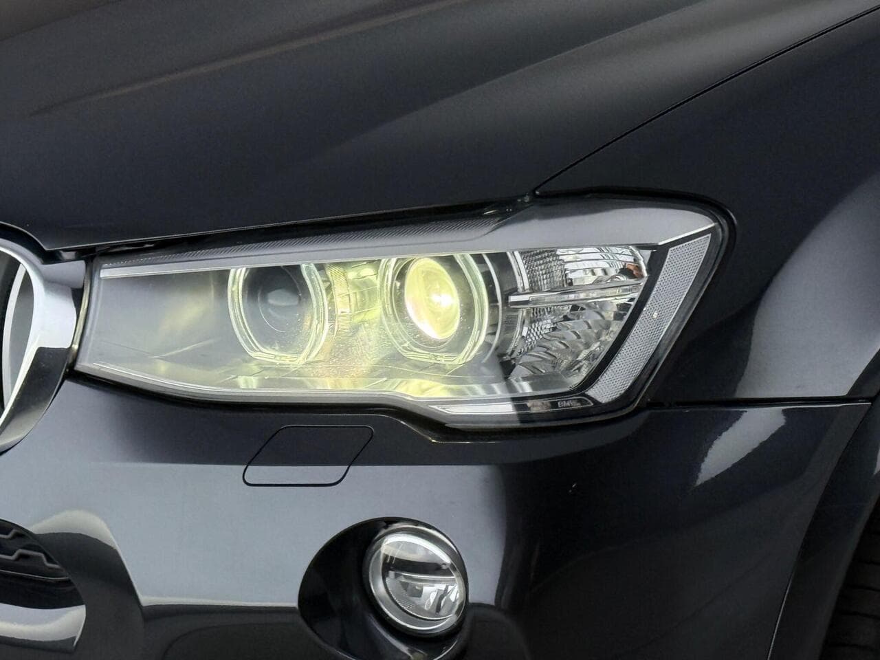 BMW X4 thumbnail Lights Front