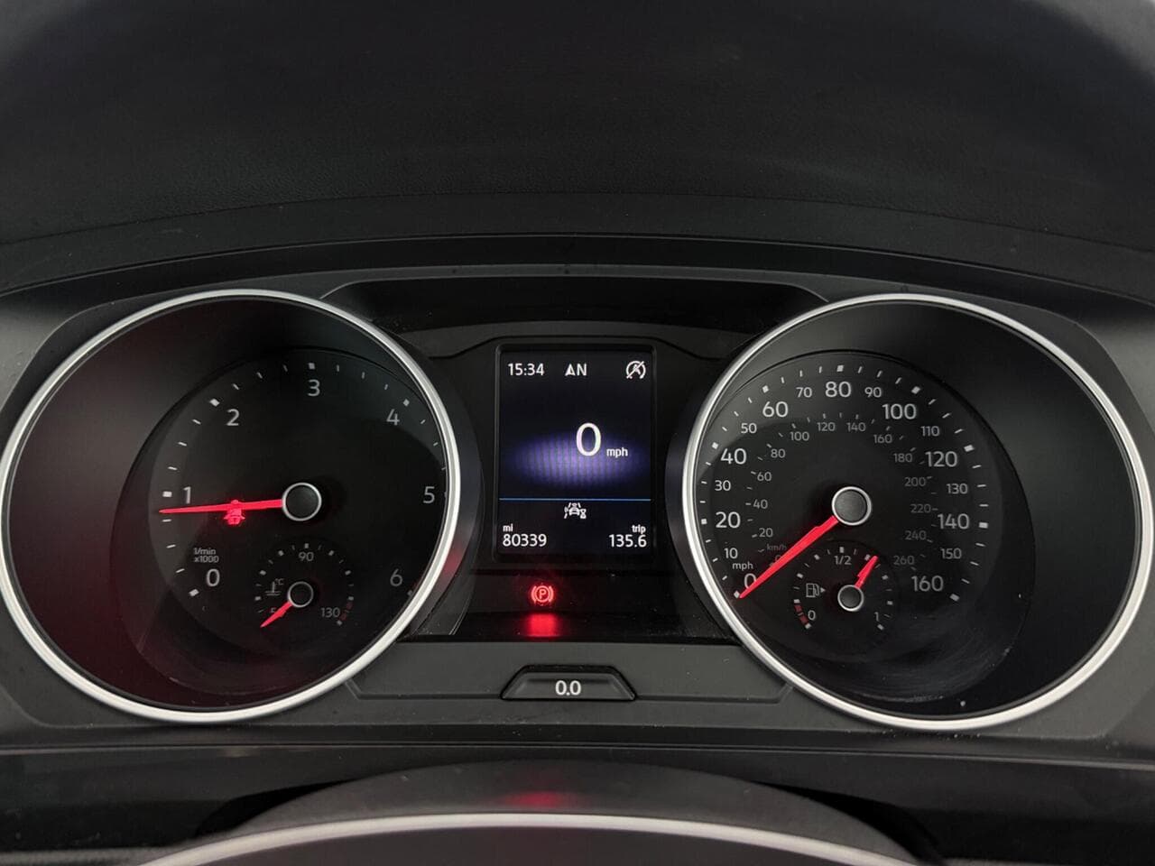 Volkswagen Tiguan thumbnail Driver Instruments