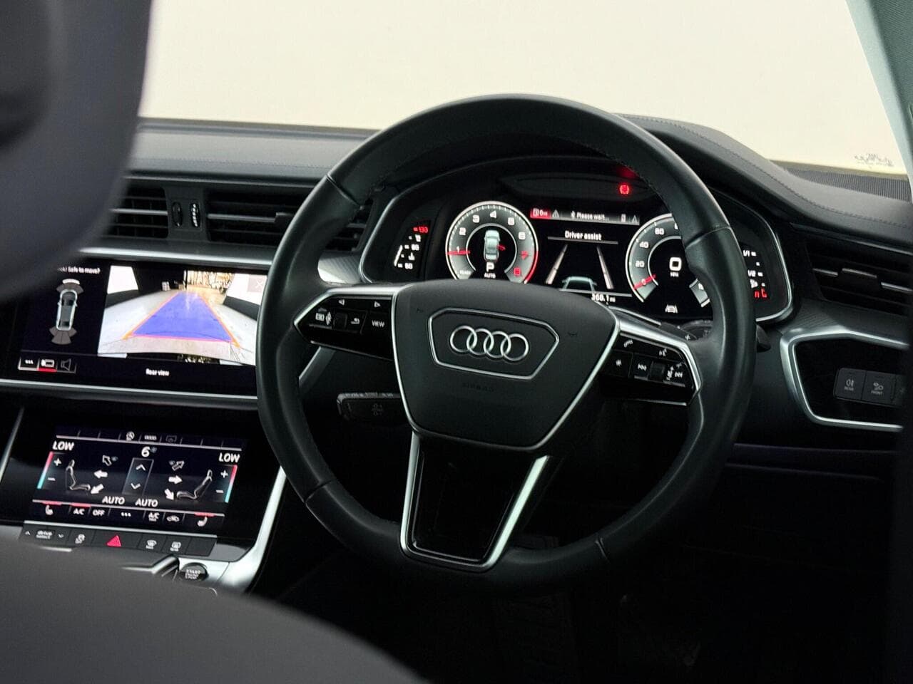 Audi A6 Saloon thumbnail Steering Wheel