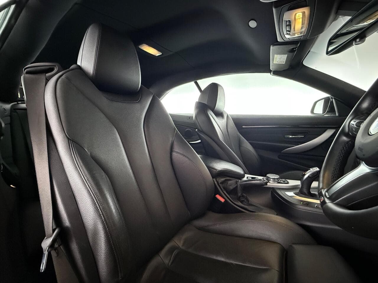 BMW 4 Series thumbnail Seat Driver