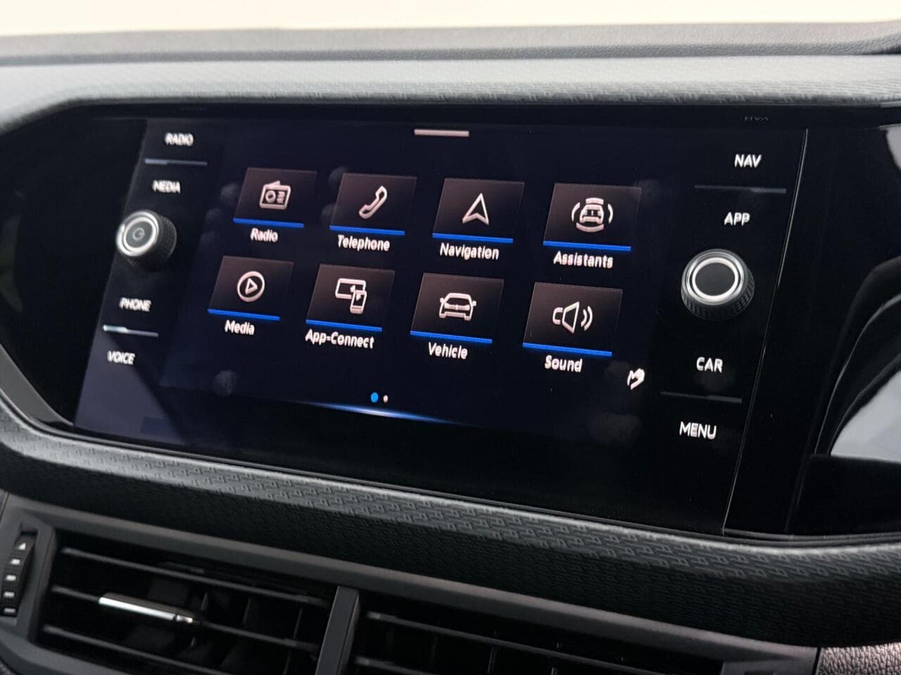 Volkswagen T-Cross thumbnail Infotainment System