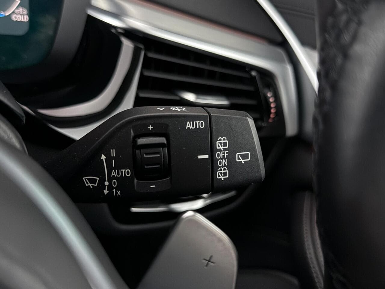 BMW 5 Series thumbnail Misc Controls