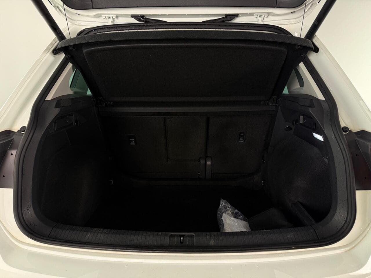 Volkswagen Tiguan thumbnail Boot