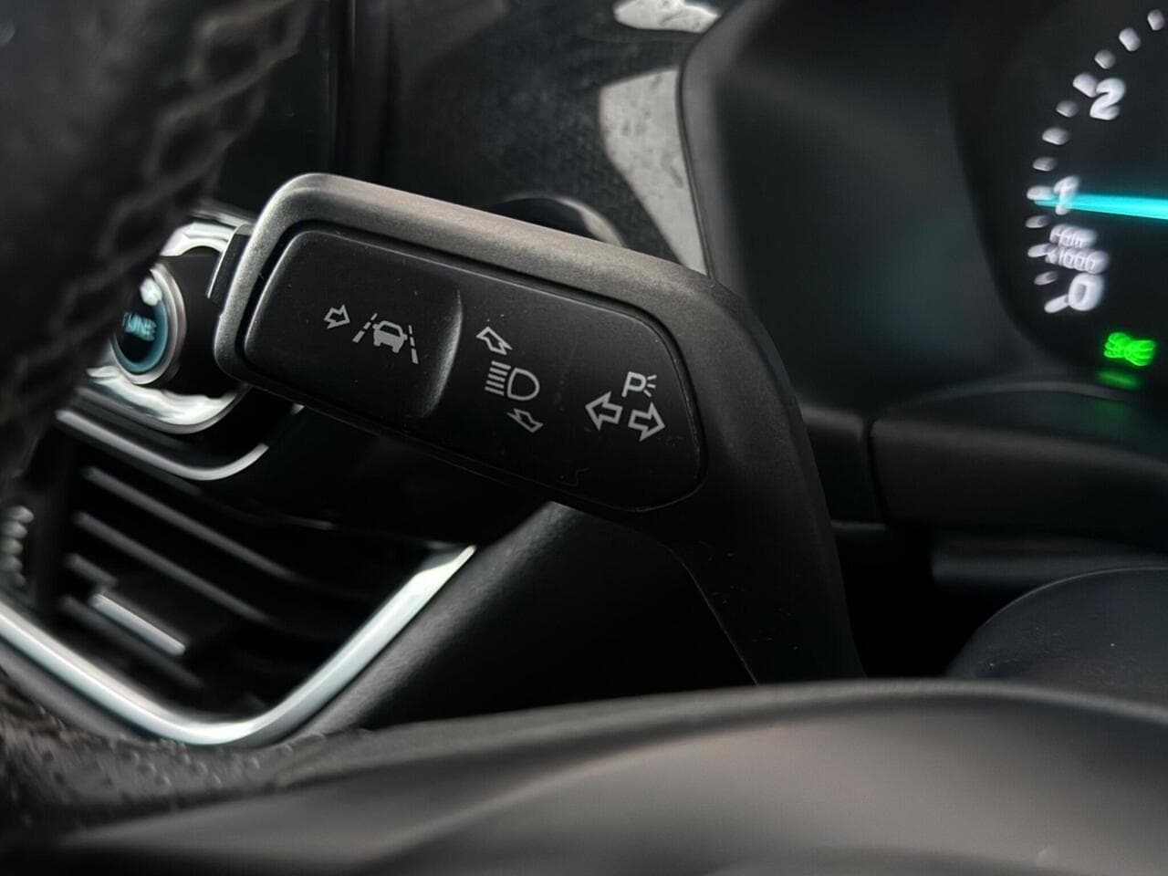Ford Fiesta thumbnail Misc Controls