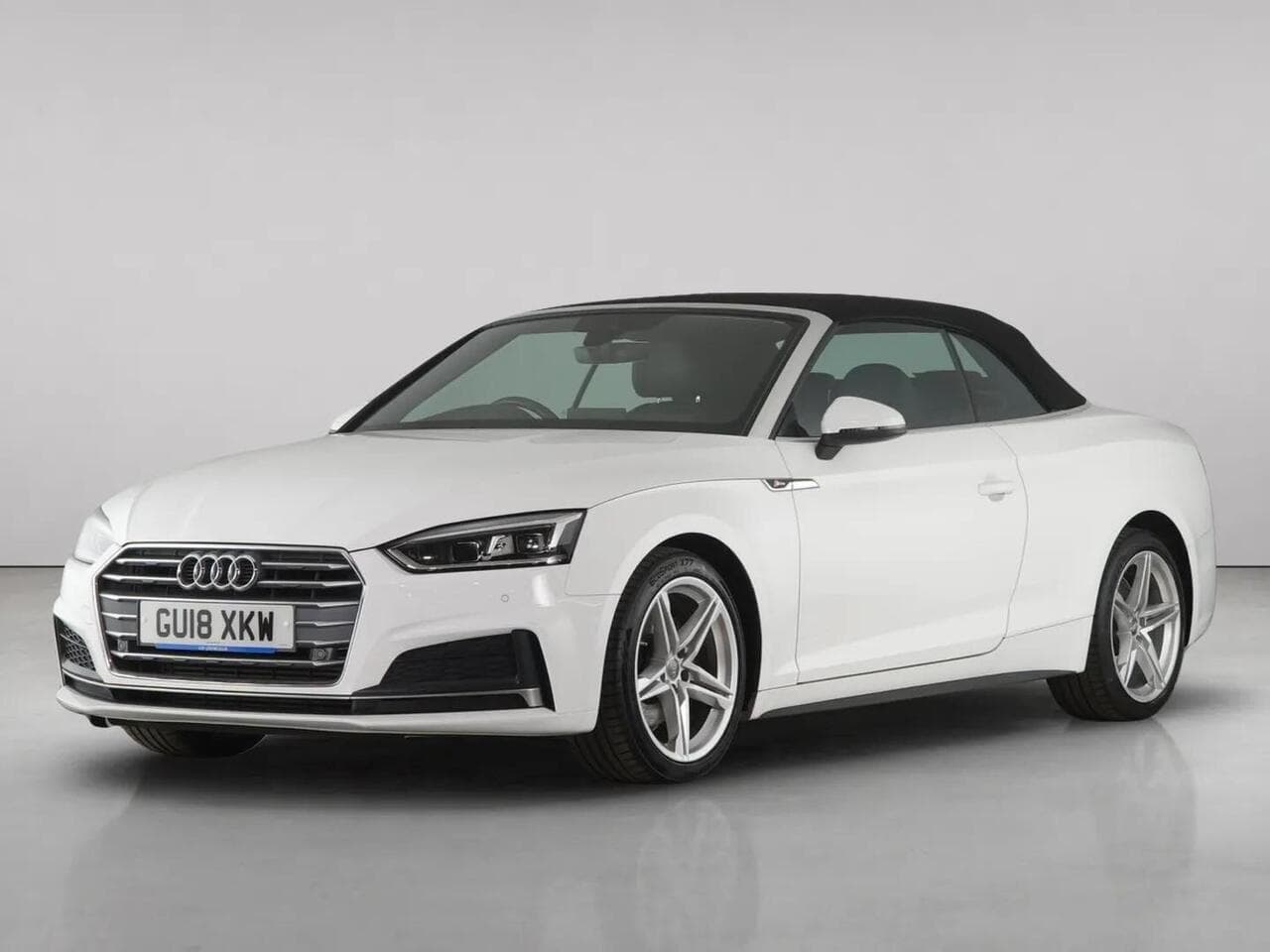 Audi A5 Cabriolet thumbnail Front Left