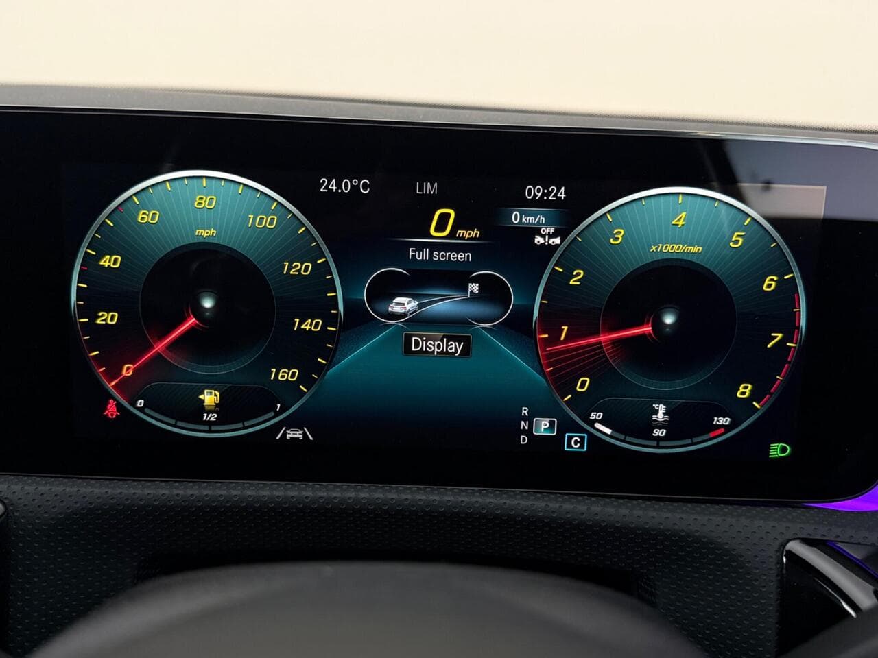 Mercedes-Benz CLA thumbnail Driver Instruments