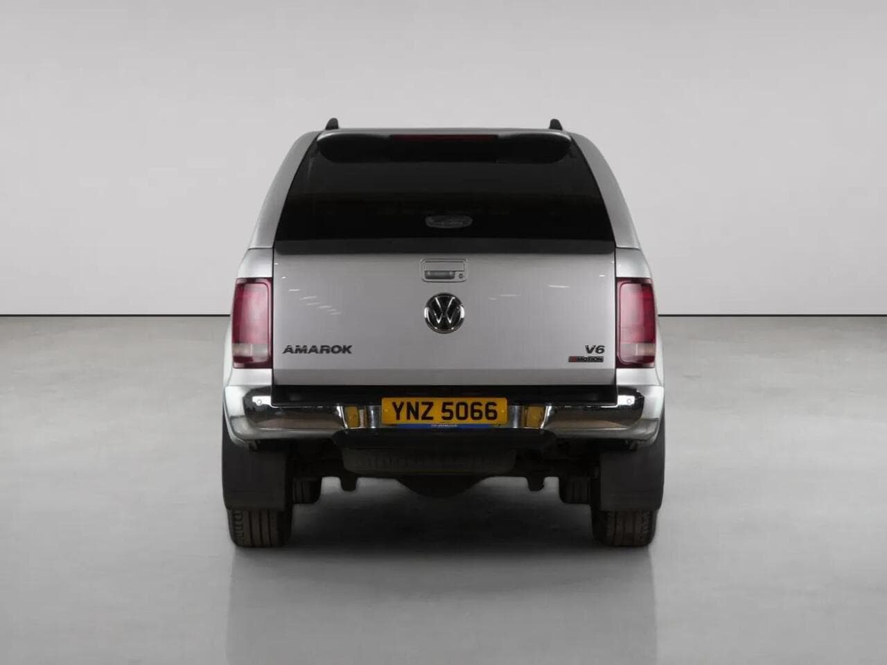Volkswagen Amarok thumbnail Rear