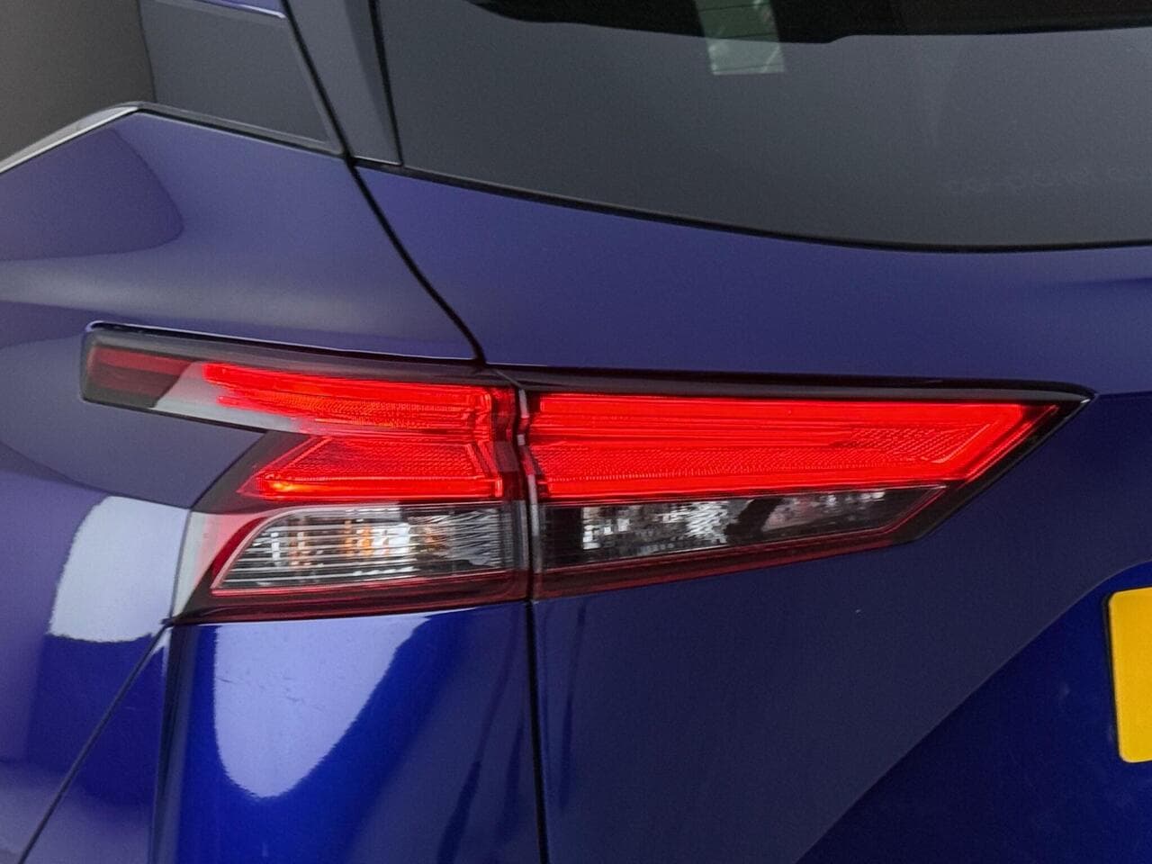 Nissan Qashqai thumbnail Lights Rear