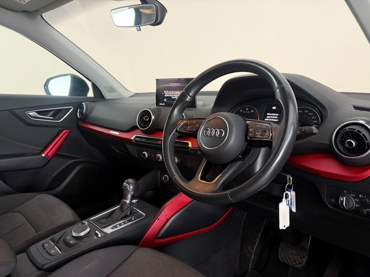 Audi Q2 thumbnail Interior Front