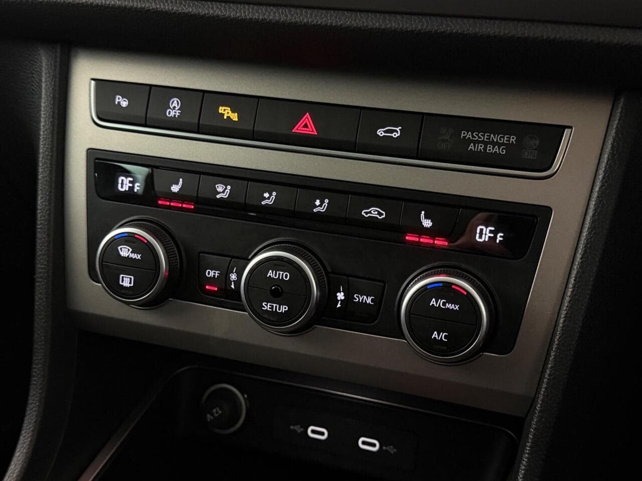 SEAT Ateca thumbnail Misc Controls