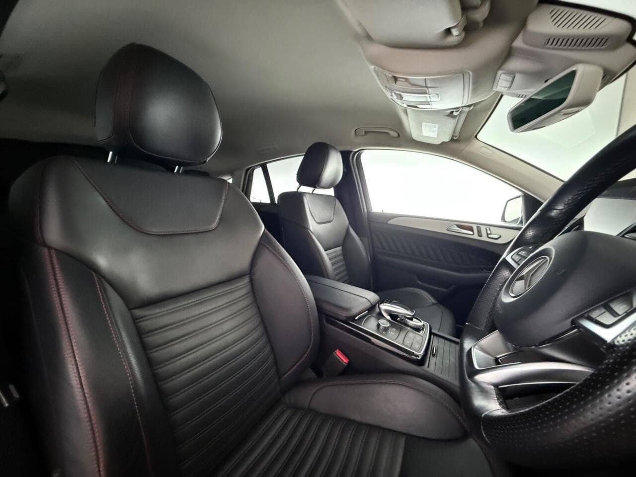 Mercedes-Benz GLE thumbnail Seat Driver