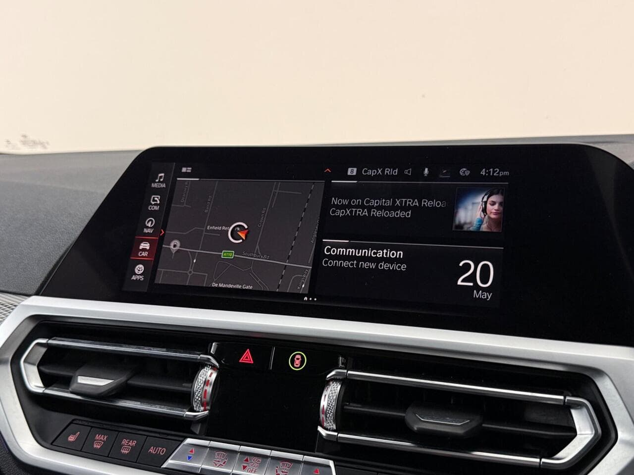BMW 3 Series thumbnail Infotainment System