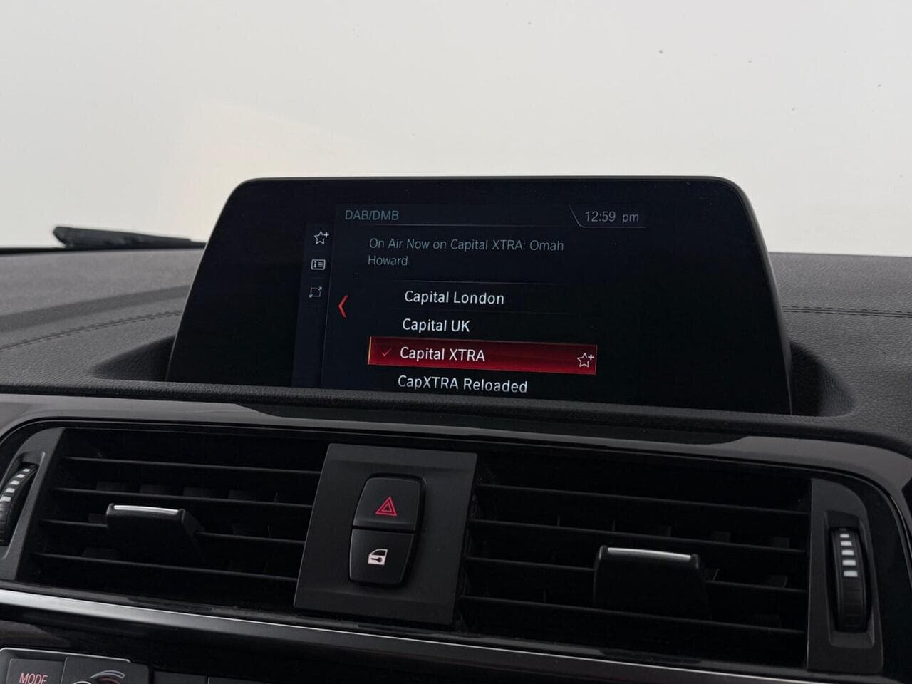 BMW 1 Series thumbnail Infotainment System