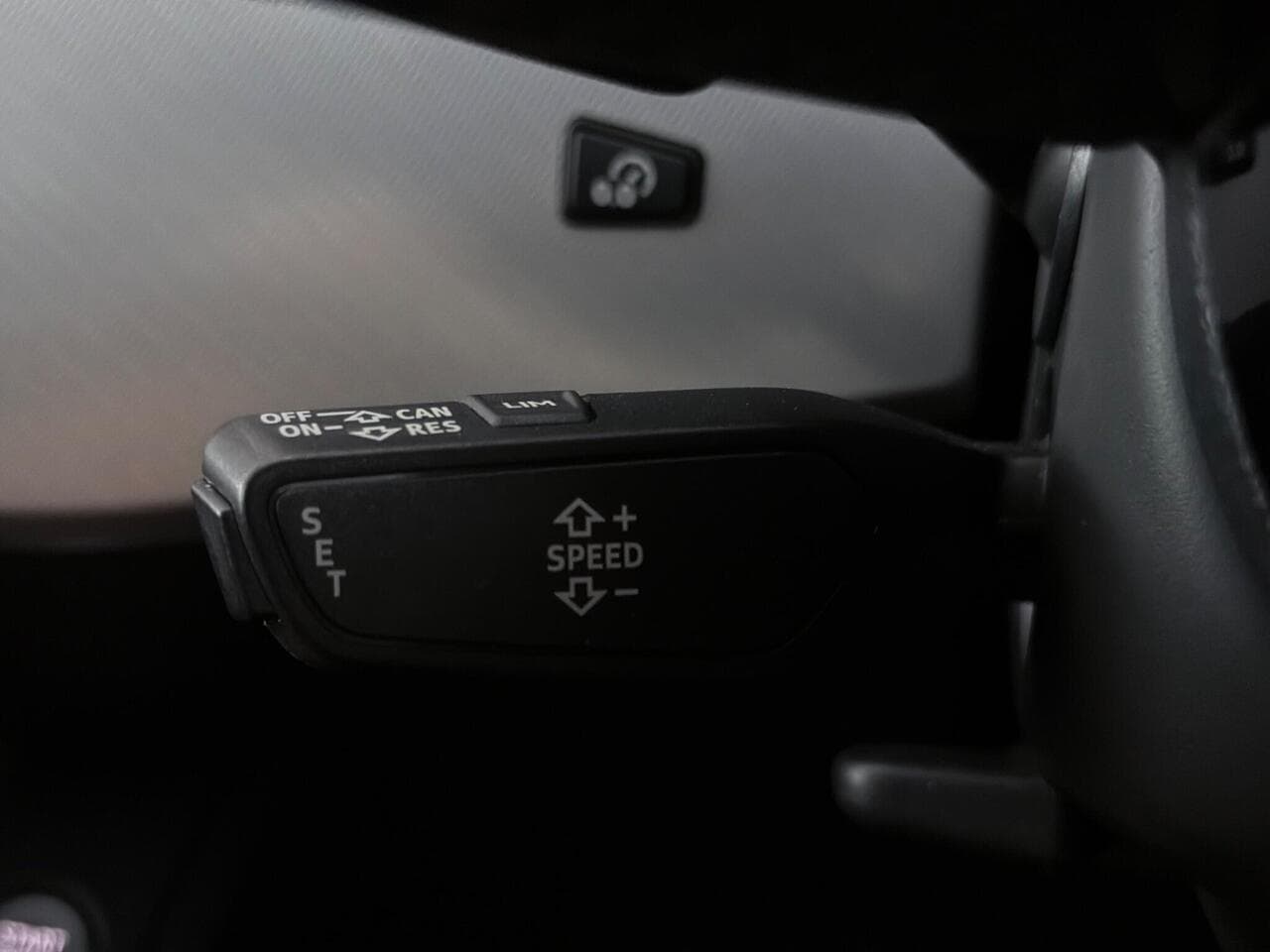 Audi A4 Avant thumbnail Misc Controls