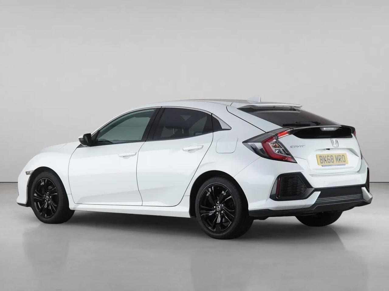 Honda Civic thumbnail Rear Left