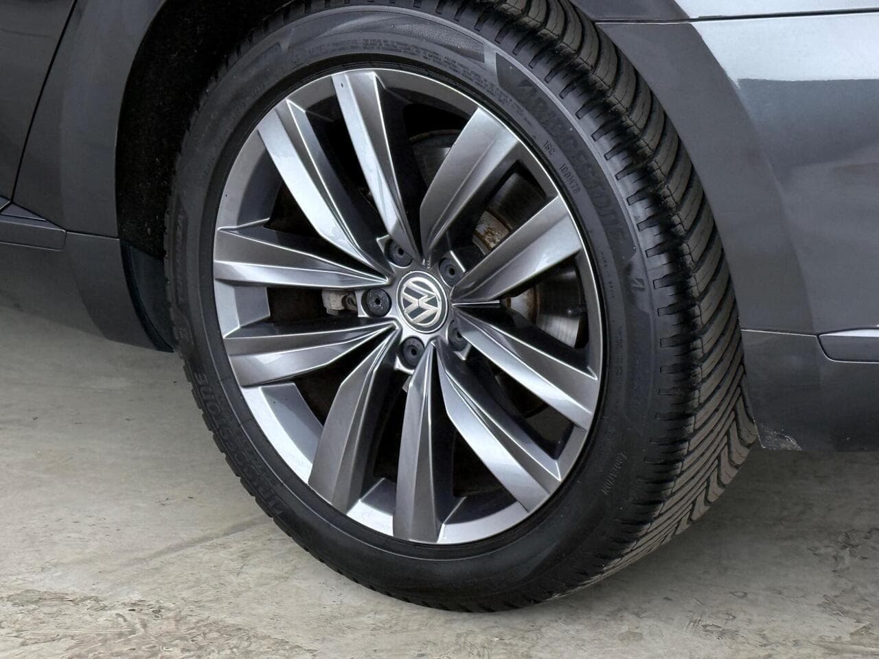 Volkswagen Arteon thumbnail Wheel