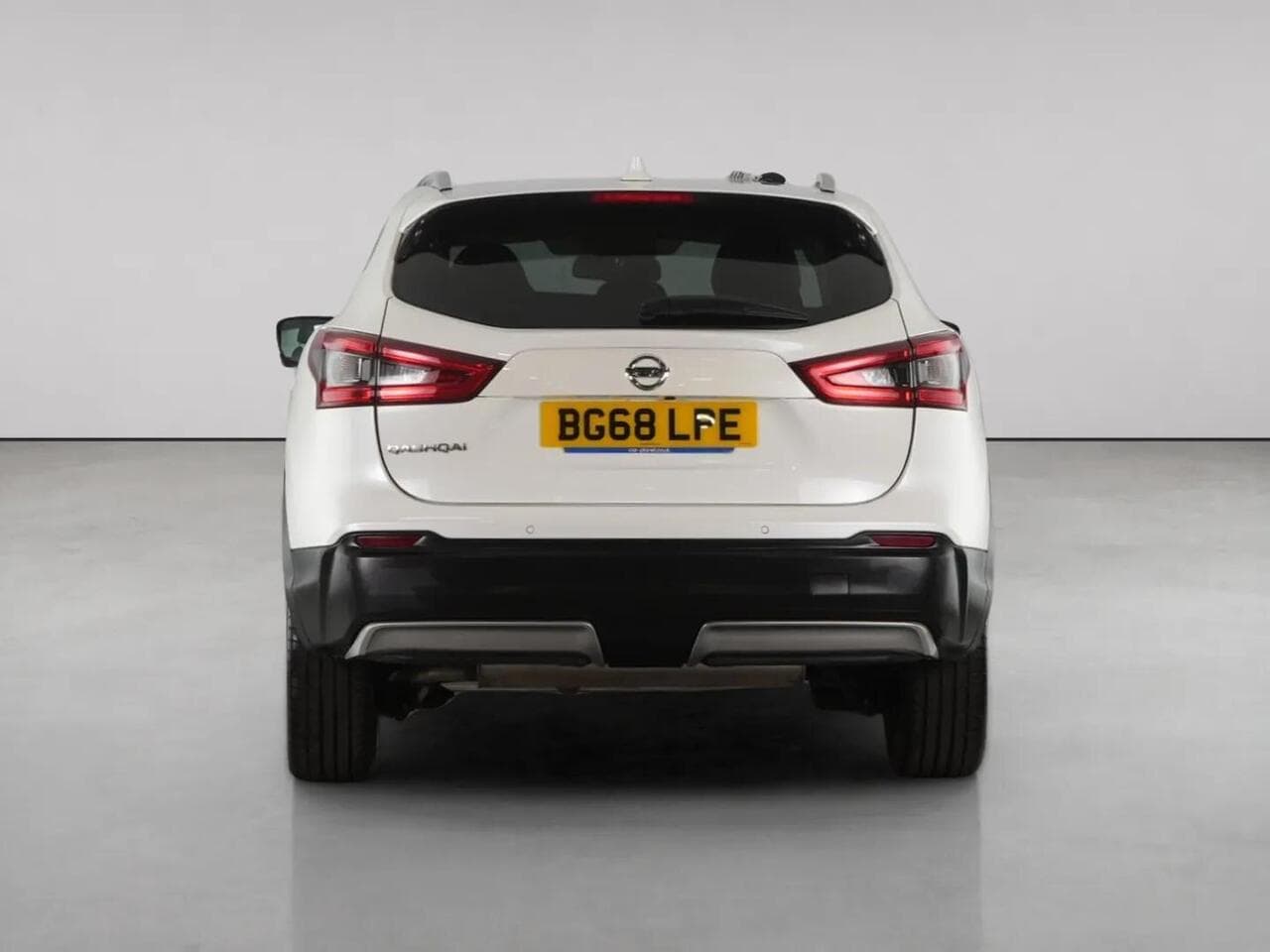 Nissan Qashqai thumbnail Rear