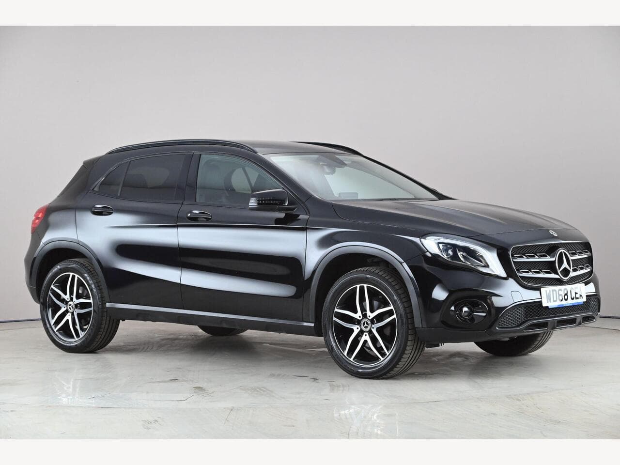Mercedes-Benz GLA - Mercedes-Benz GLA 1.6 GLA180 Urban Edition 7G-DCT Euro 6 (s/s) 5dr